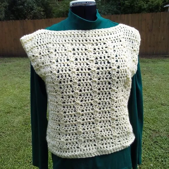 Handed Crafted Peacock Shell Top, Color Cream, Size Large. - Picture 3 of 4